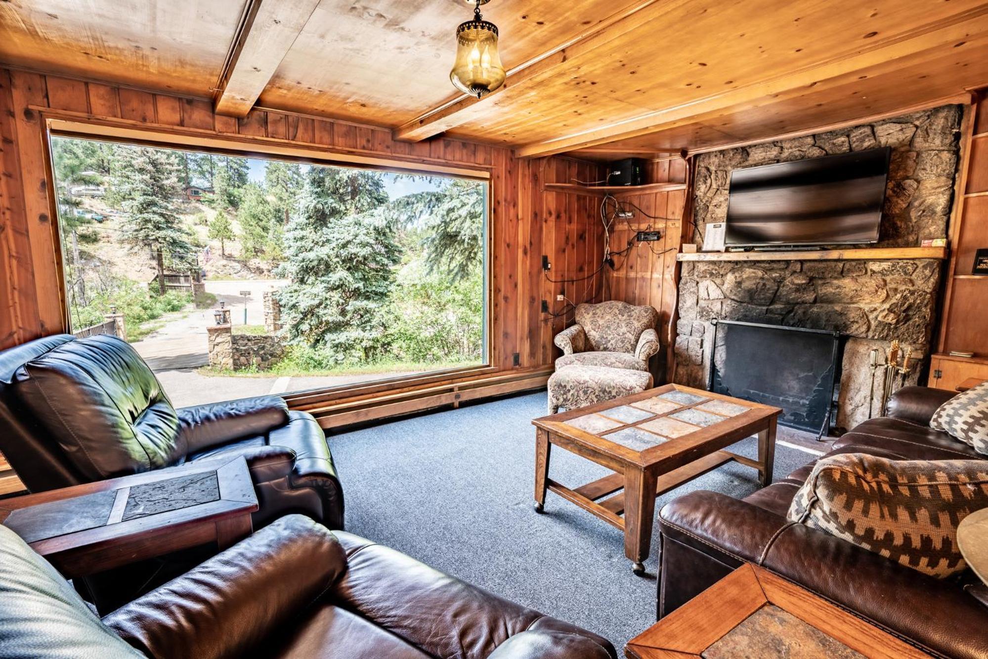Colorado Bear Creek Cabins Эвергрин Номер фото